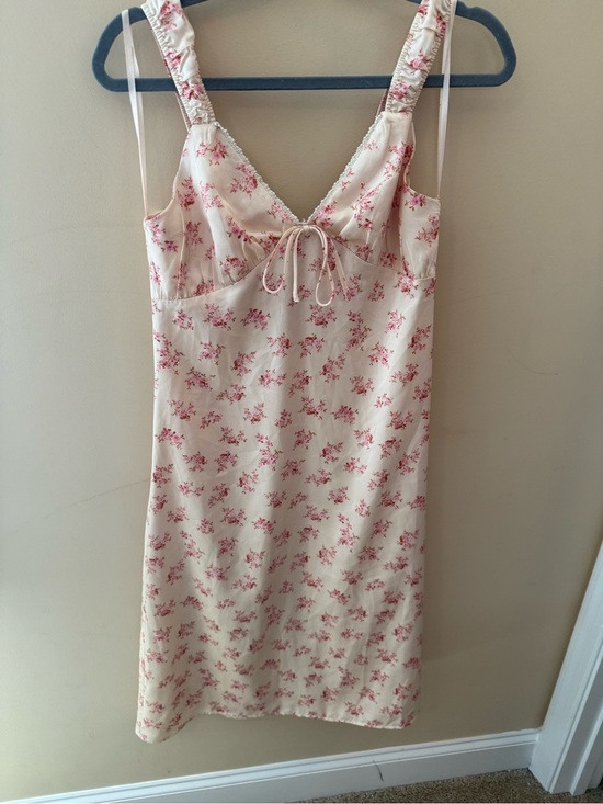 Monteau Dresses & Skirts - Monteau lingerie style slip floral cottagecore Dress size M